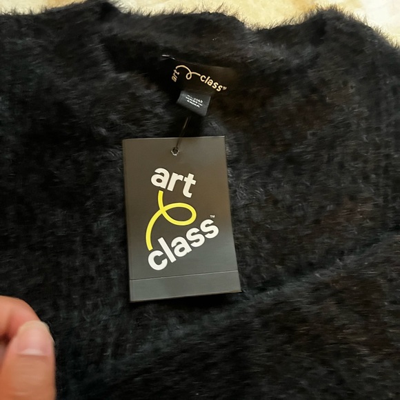 Girls fuzzy sweater - Picture 2 of 4